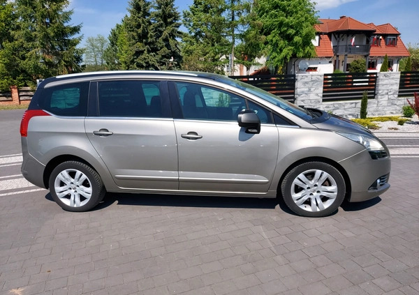 Peugeot 5008 cena 28900 przebieg: 237432, rok produkcji 2011 z Ińsko małe 92